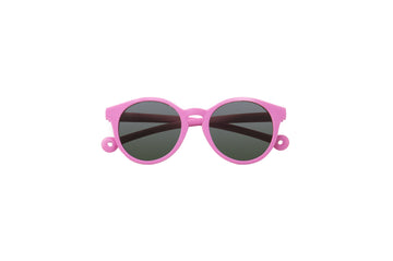 Ballena sunglasses, vibrant colors, made from recycled rubber tires, perfect for eco-conscious kids aged 6 to 10. 
